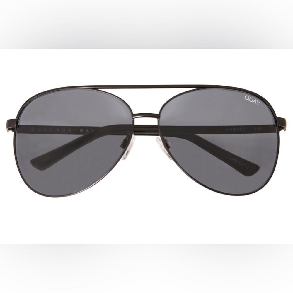 QUAY AUSTRALIA Vivienne in “Black/Smoke”